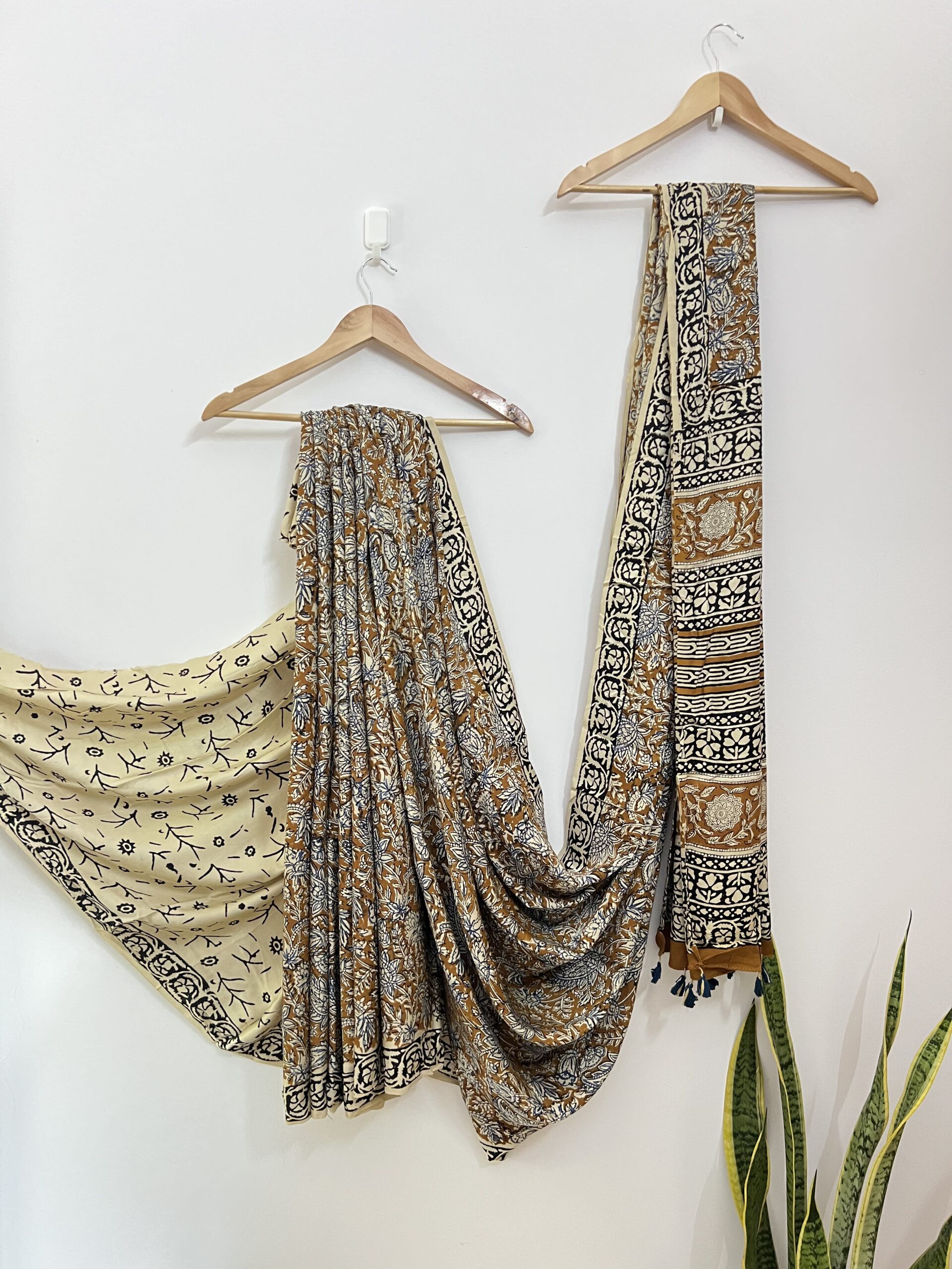 Modal modal-handloom-saree